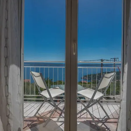 Zlatica Apartment *